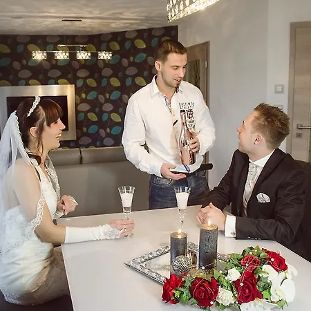 Lifestyle Beauty & Wellness Apartment Moosbach  Room photo